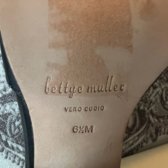 BEUTIFUL BRAND NEW STRAPY HEEL - Picture 7 of 9